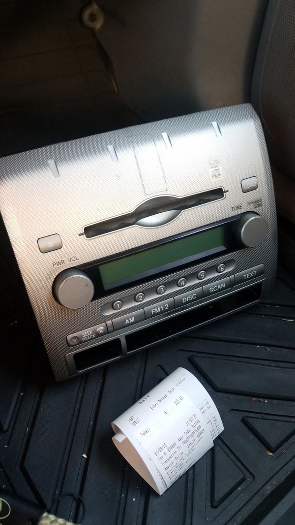 2001 Toyota Radio