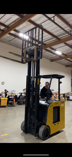 2014 Yale Docker Forklift