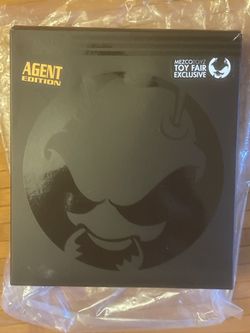 Mezco One:12 Collective Toy Fair 2019 Exclusive Agent Gomez Agent Edition