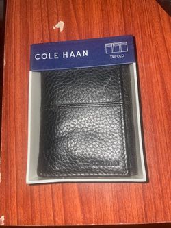 Cole hann wallet