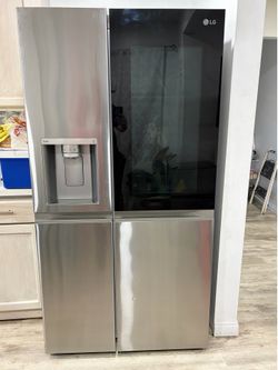 LG refrigerator