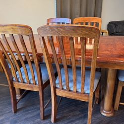 Solid Wood Dinning Table 
