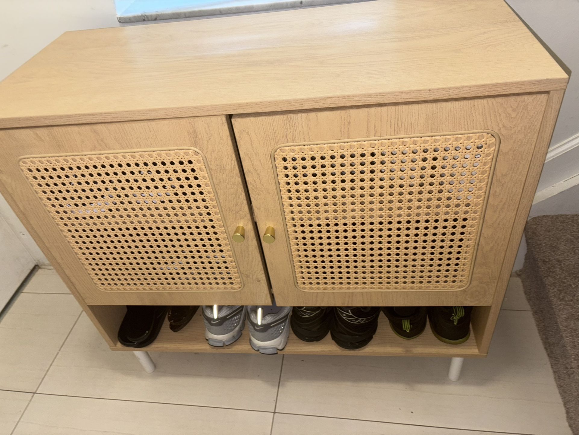 Front Door Entry Shoe storage