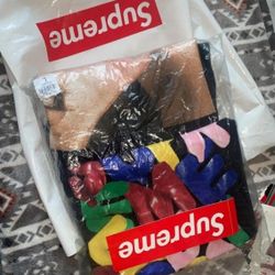 Authentic Supreme Tees Size Large 