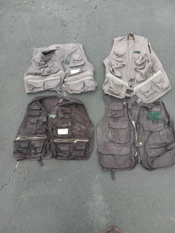 Fishing 🎣 Vests $15 Each