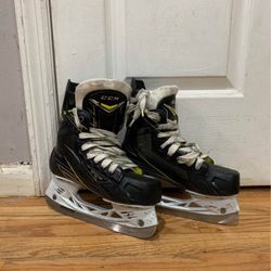 Super Tacks Classic Skates Junior - Size 4