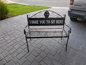 2 Halloween benches (must go today!!!)