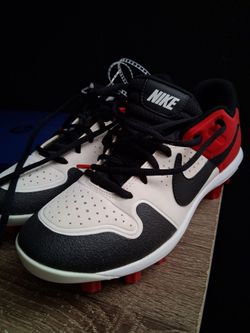 Nike cleats 6.5 mens