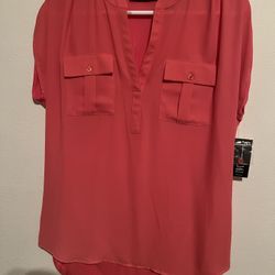INC  T-shirt Size M