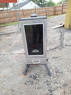 Smoke Hollow Pellet Smoker