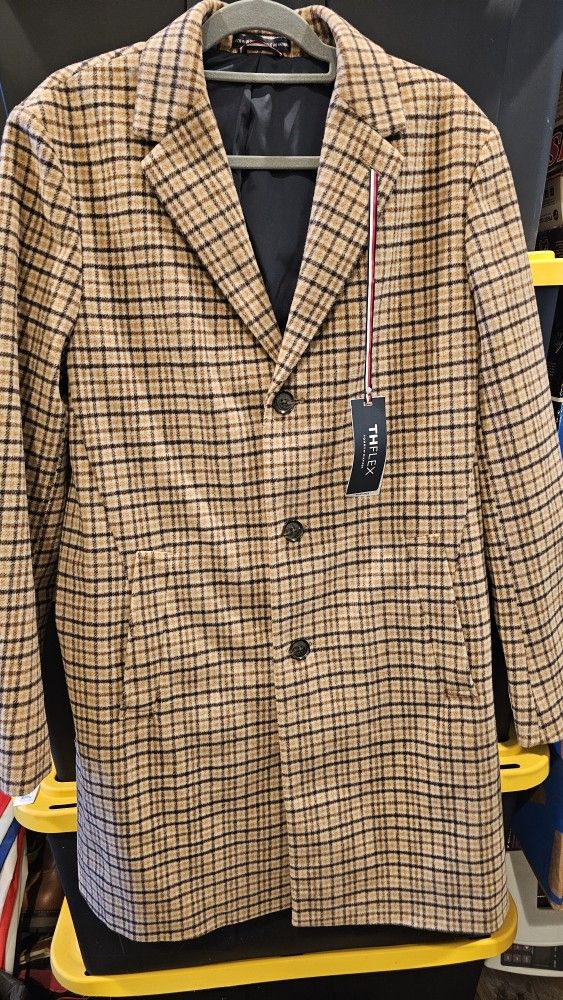 Men's Tommy Hilfiger Addison Plaid Wool Blend Coat, Size 40R