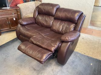 Love Seat Leather 