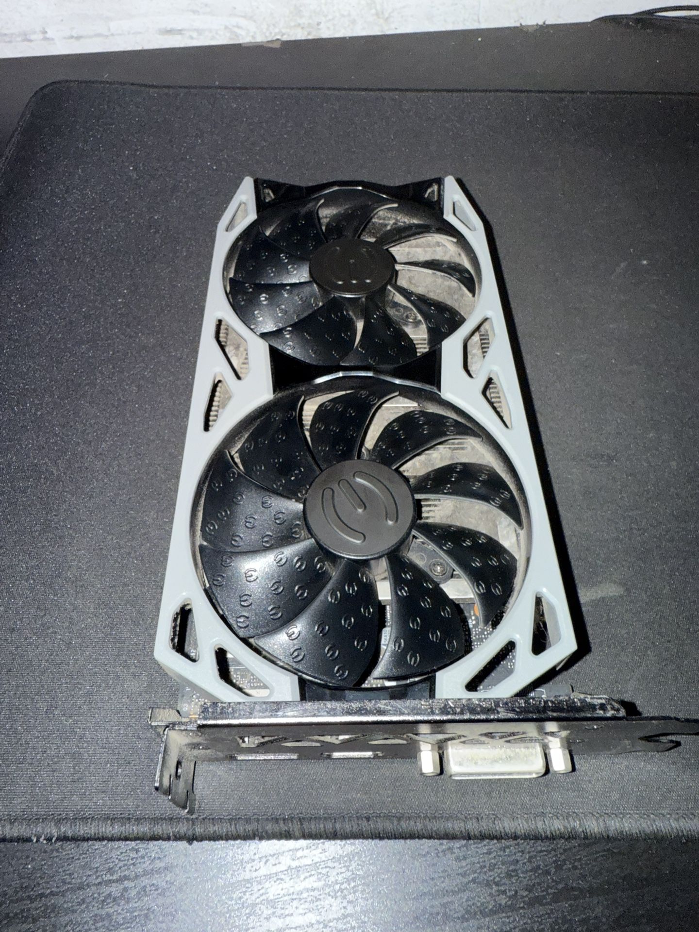 evga GTX 1660ti 6GB