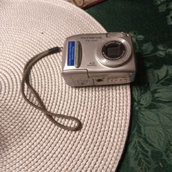 Olympus FE-100 4.0 MEGA