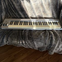  M-Audio Keystation 61ES 