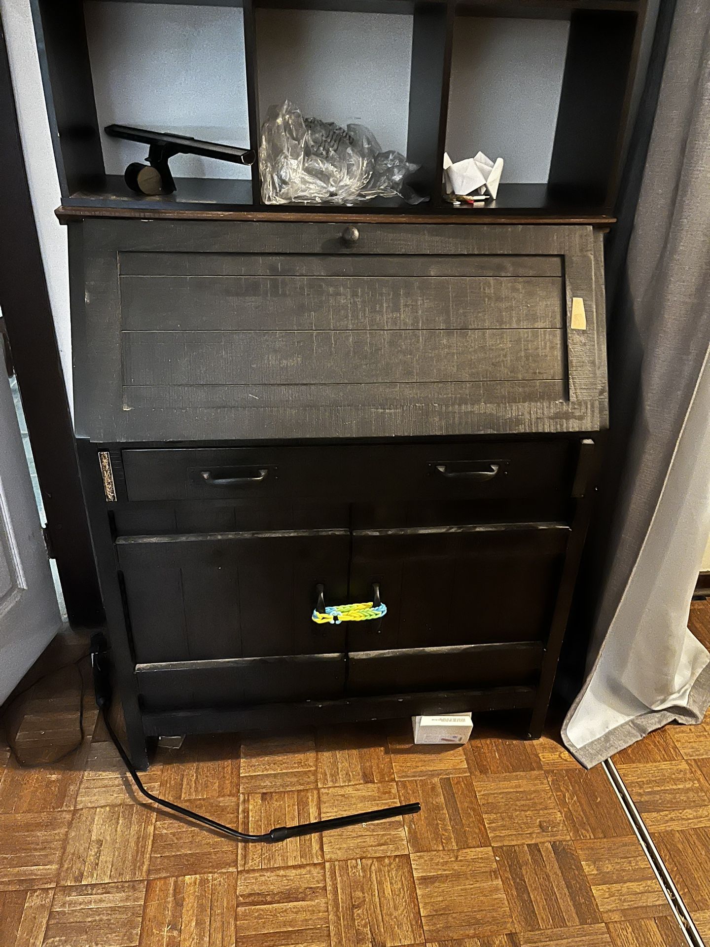 Drawer Cabinet With Book Shelf On Top