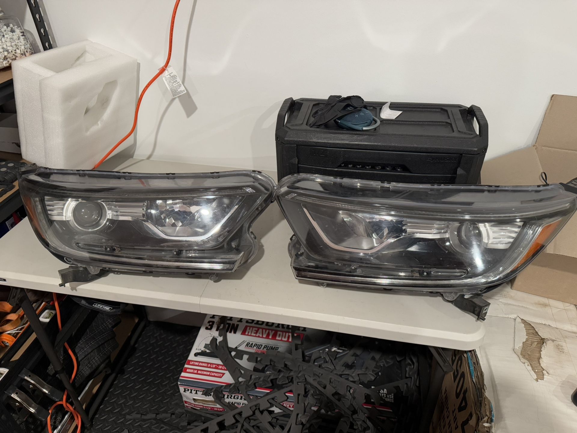 OEM Honda CR-V 2019 Headlights – Pair (Left + Right)