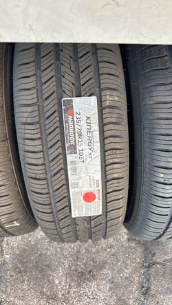 Hankook Kinergy ST 235/70R15 103T Tire