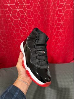 Jordan Retro 11 men size 7   7.5.    8.5. 9. 9.5.  10