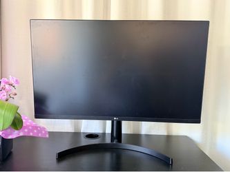LG 32” Monitor