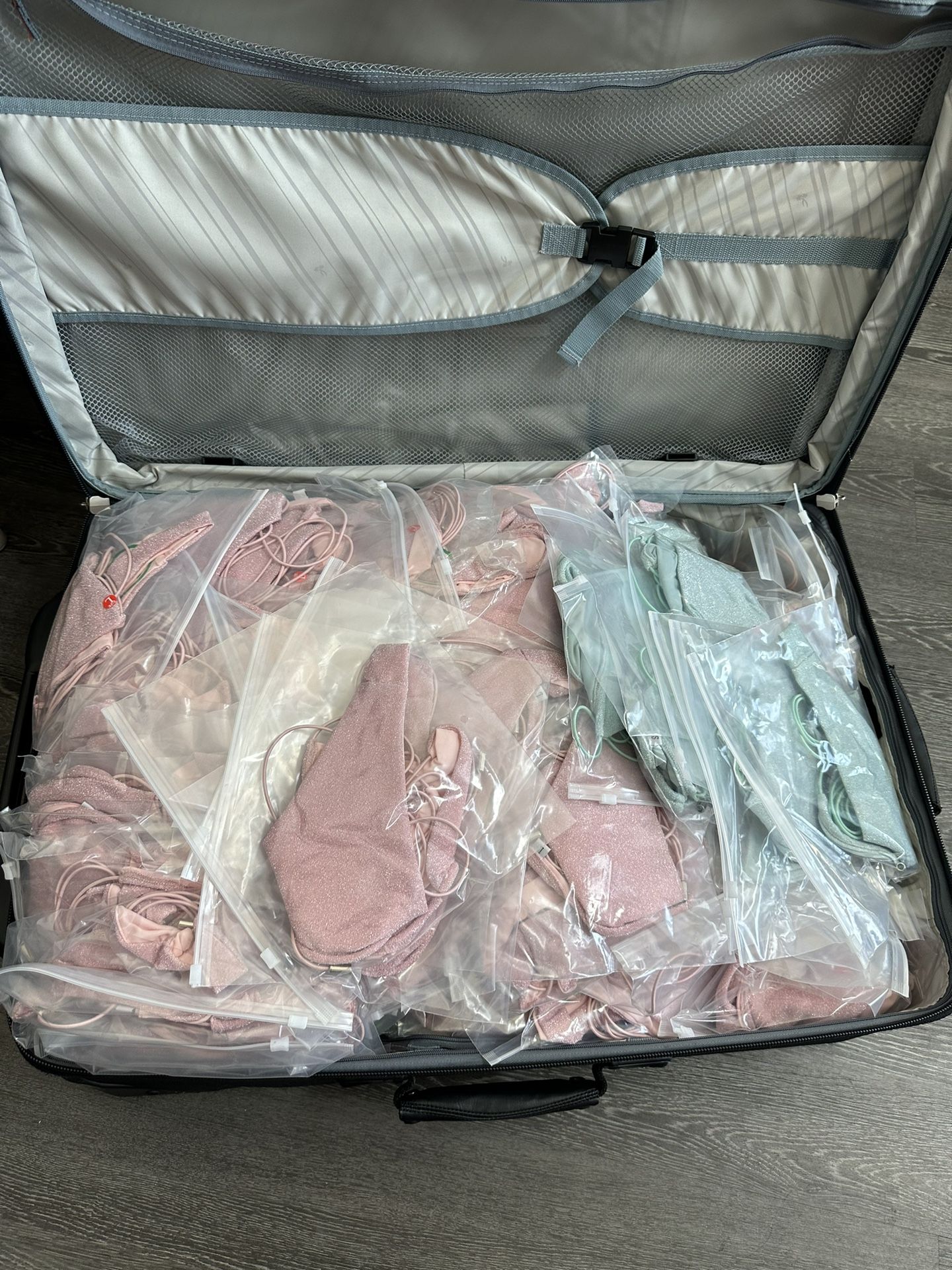 233 NEW Bikinis Total (Rose and Turquoise Colors)