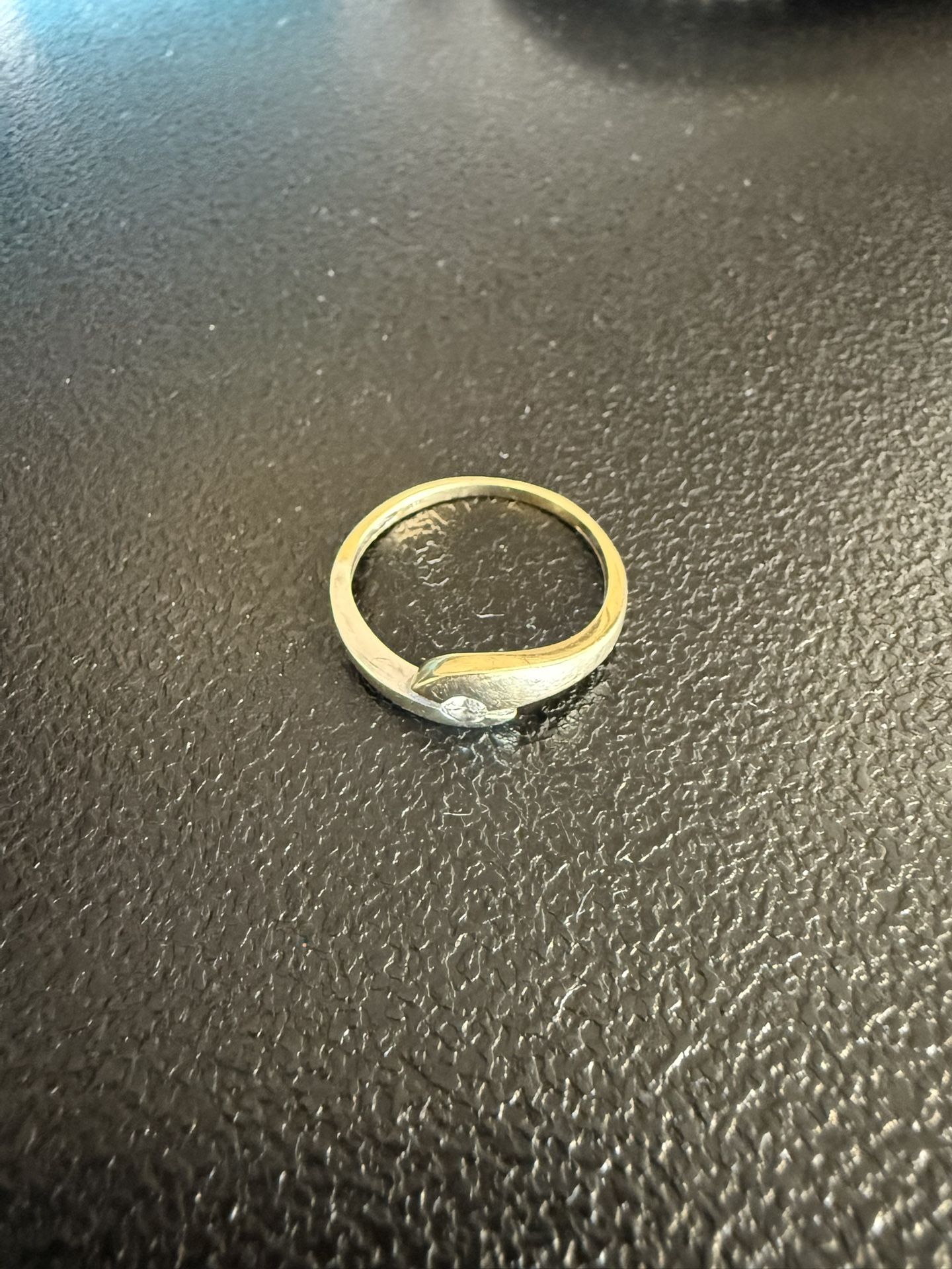 Gold & Silver Single Diamond Ring