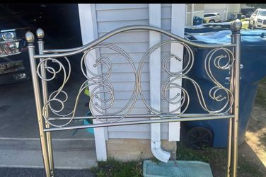 Free full size headboard and footboard