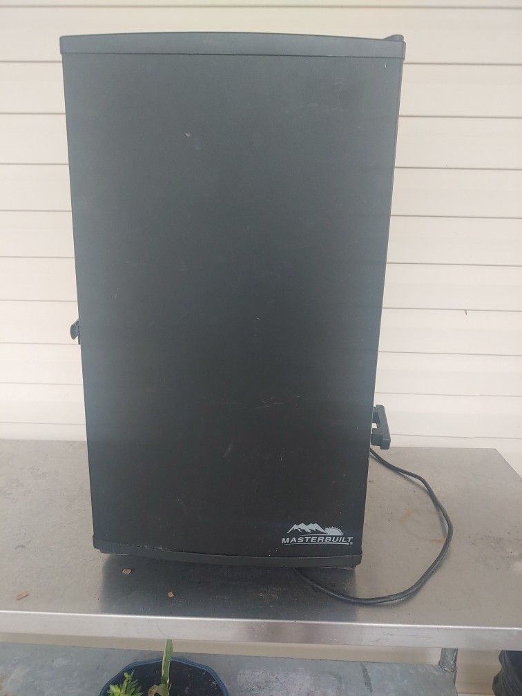 Used Electric smoker ..