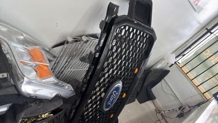 Ford f150 grill