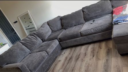 Gray Fabric Sectional Sofa
