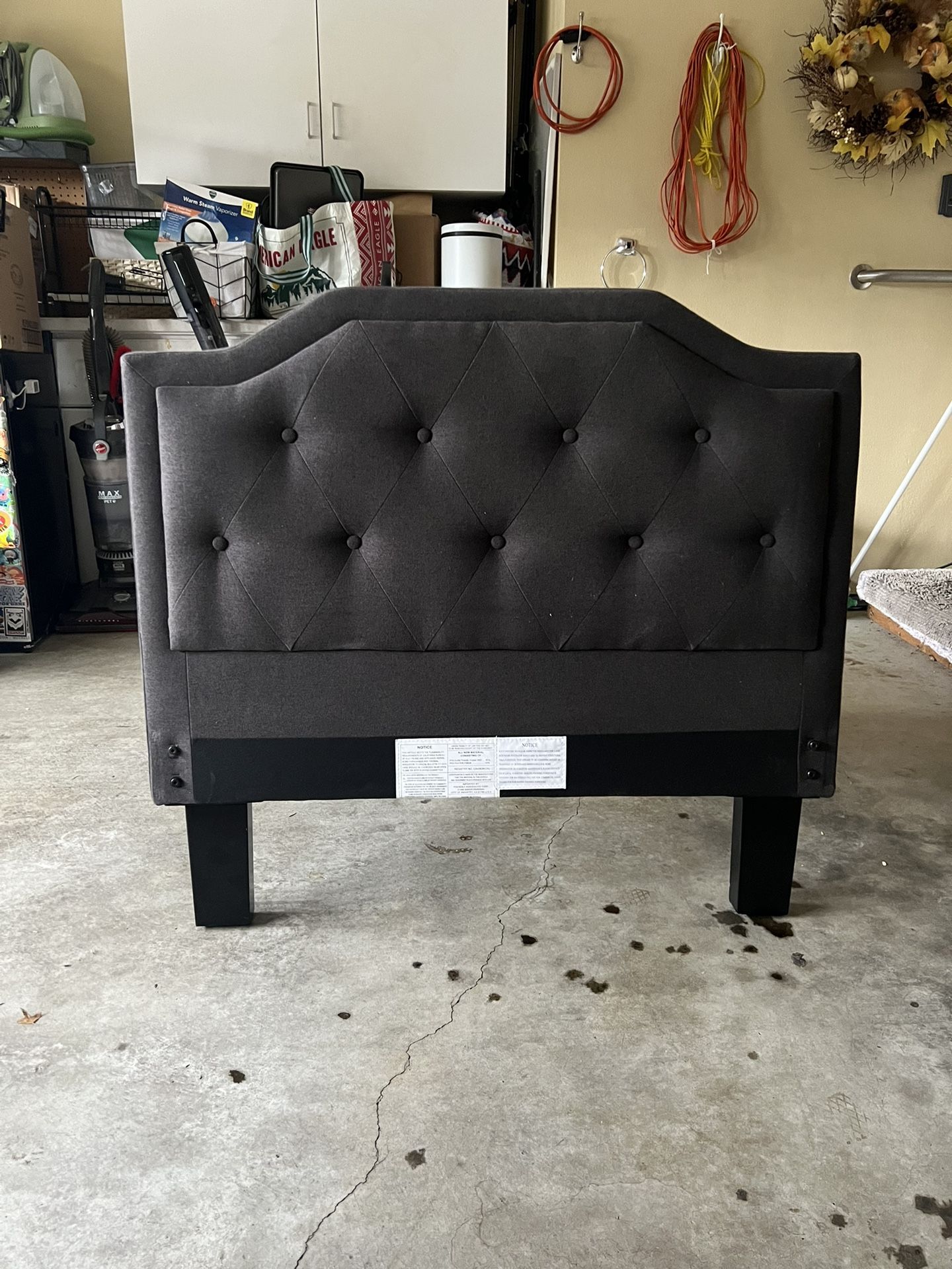 Upholstered twin Bed Frame