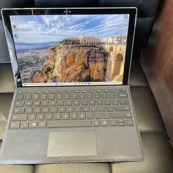 Microsoft Surface Pro 4, core i5-6th gen