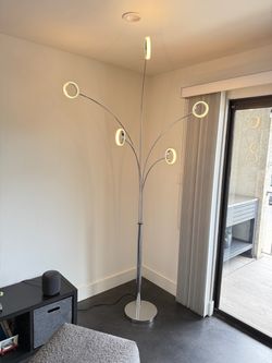 5-Ring LED Arc Floor Lamp Chrome