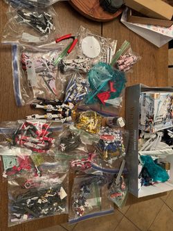 Huge Gundam Lot
