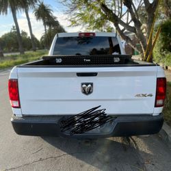 Tool Box Great Conditions 