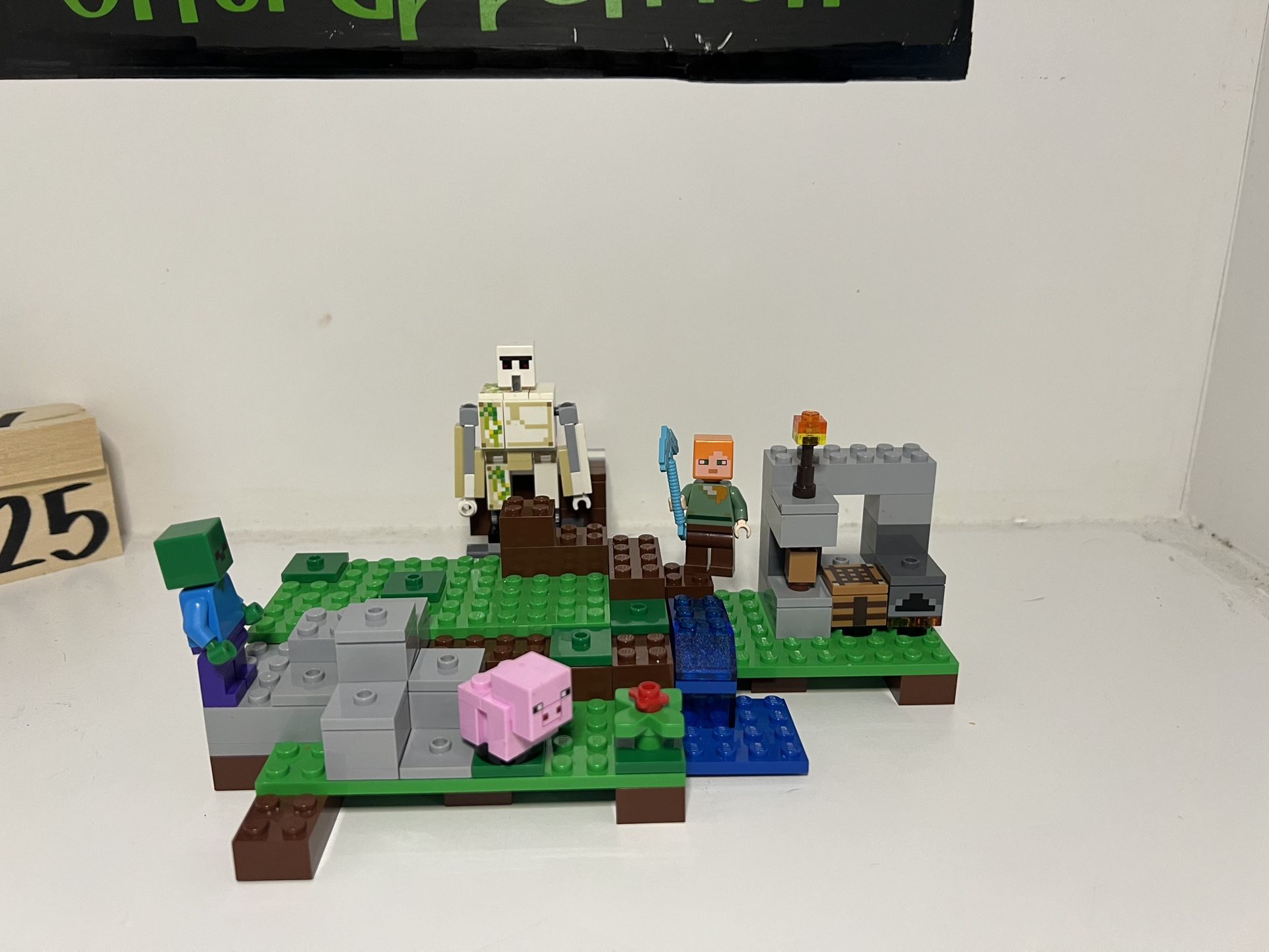 21123 LEGO Minecraft The Iron Golem