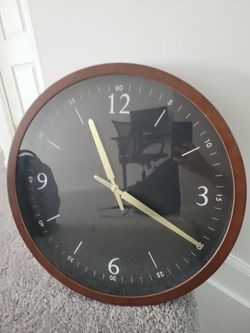 Wall watch