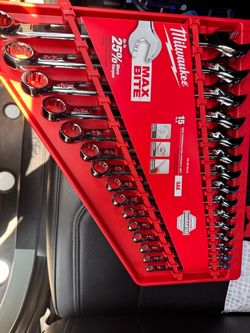 Milwaukee Combination SAE Wrench Mechanics Tool Set (15-Piece) New