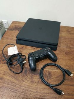 Sony PlayStation 4 Slim Console Bundle
