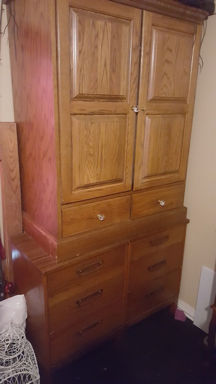 Omware Dresser