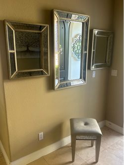 Elegant Luxury Mirror and matching Stool set