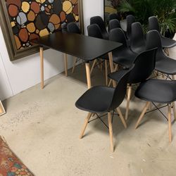 New Table And 4 Chairs