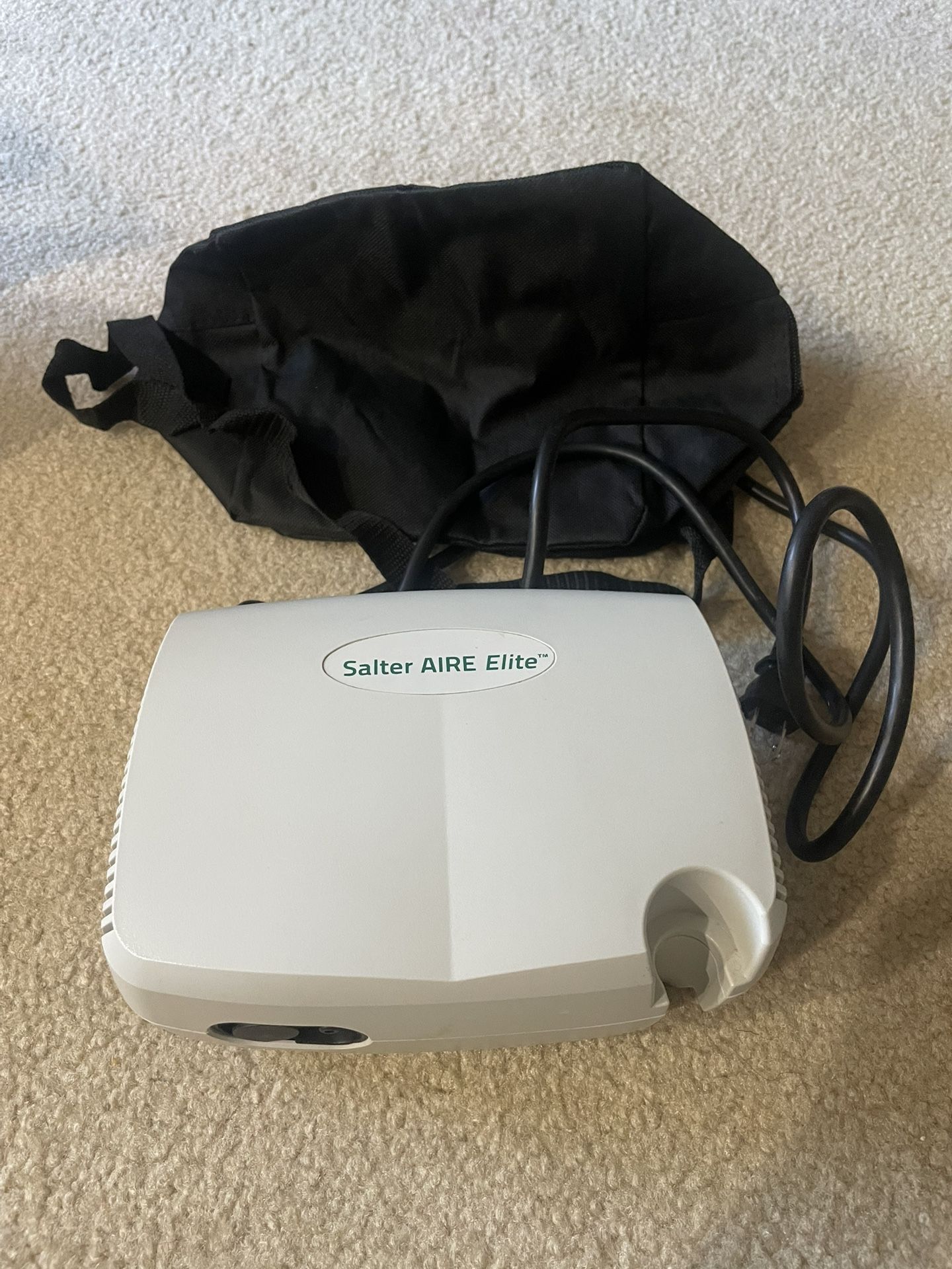 Salter aire elite compressor. Model 8350-1 With Nebulizer And Carry Bag