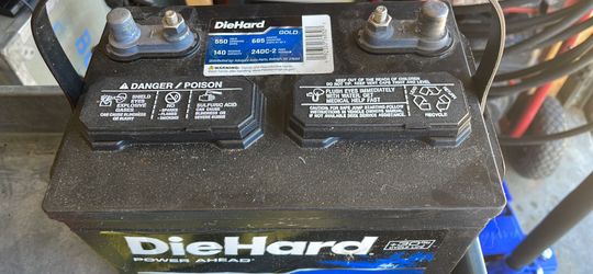 Diehard deep Cycle marine battery