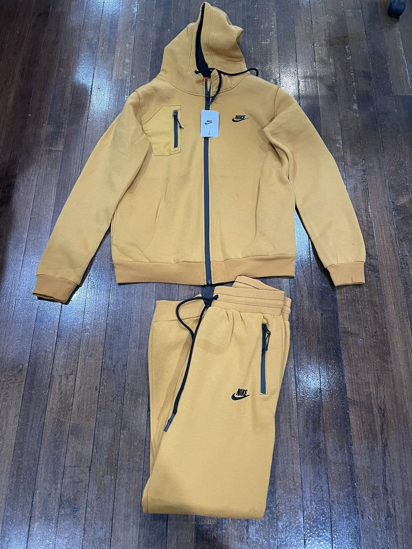 Nike Jogger Hoody Mustard Suit