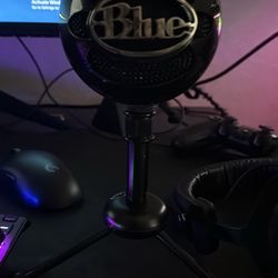 Blue Snowball Microphone 
