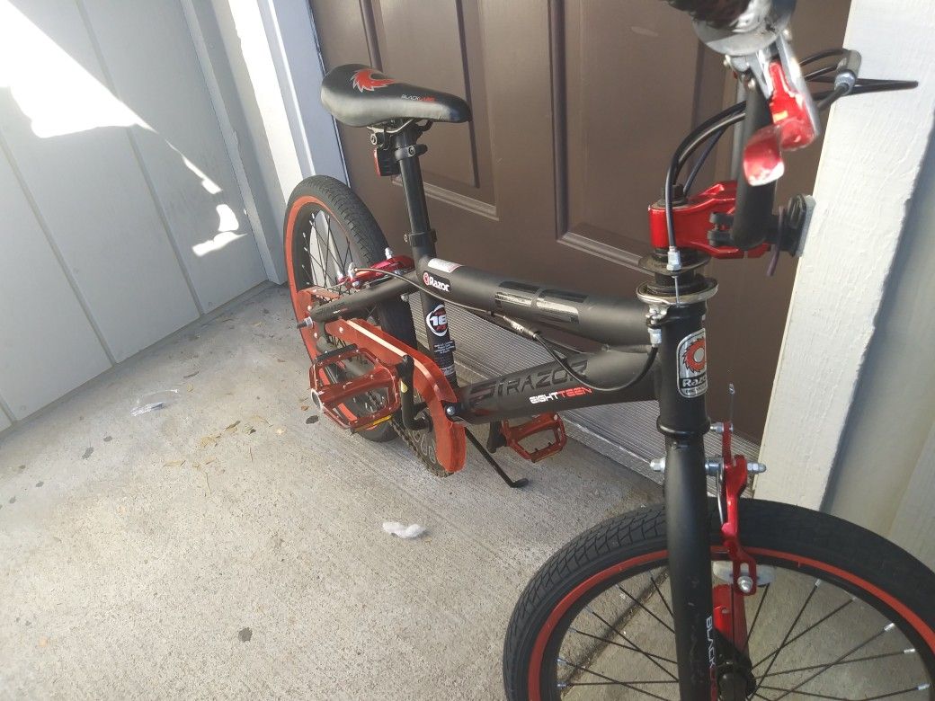 razor black label 18 inch bike