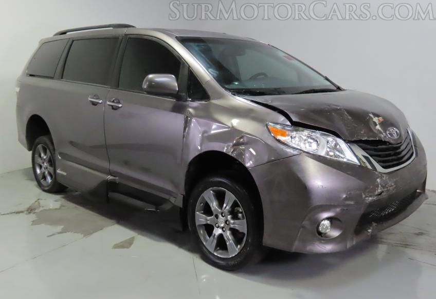 2015 Toyota Sienna