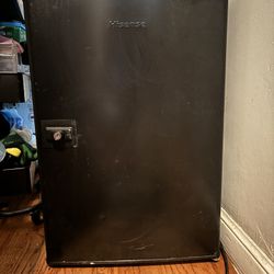 Mini Refrigerator Hisense