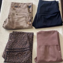 Set Of Four Stylish Leggings 